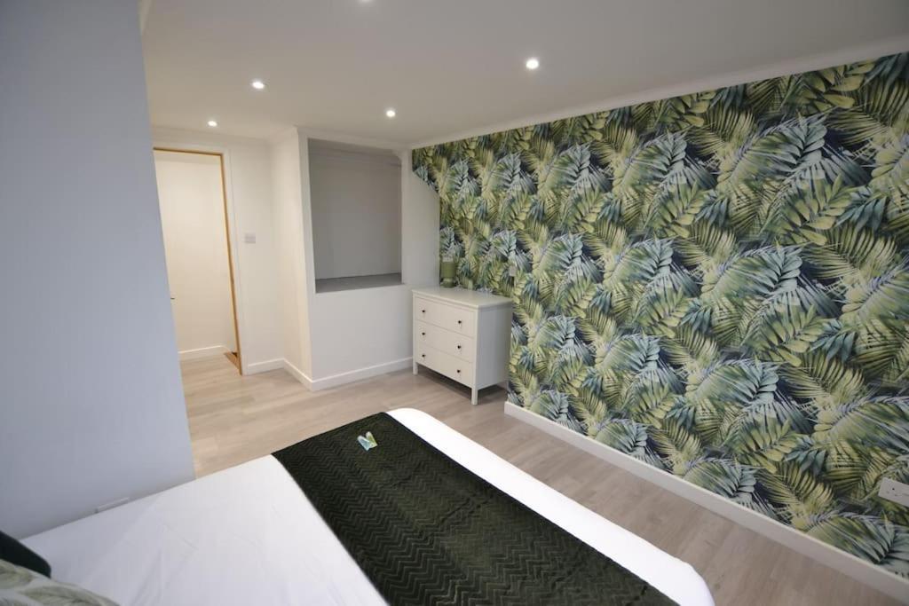 The Hive 4 Bed House Pool Table Air-Con Villa Maidstone Dış mekan fotoğraf