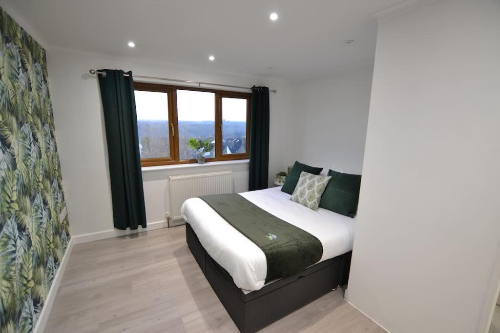 The Hive 4 Bed House Pool Table Air-Con Villa Maidstone Dış mekan fotoğraf